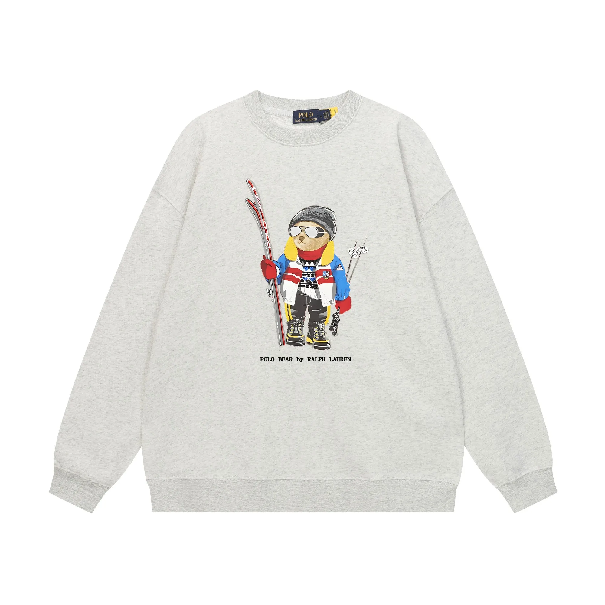 P200 Long-term stock] RalphLauren/Ralph Lauren 2025 autumn and winter new bear letter print 420g heavy large terry sweatshirt Ralph Lauren's age-reducing item, the coat fabric is made of 85% cotton ➕15% polyester, which not only retains the softness, comfort and breathability of cotton, but also adds the wear resistance and wrinkle resistance of polyester fiber, making the clothes more durable and easy to care for. Even in slightly cooler weather, you won't feel stuffy when wearing it. This kind of fabric has a natural crisp feel and is not easy to pill or deform. The bear on the chest is printed with English letters. It is full of color, full of three-dimensionality, and lifelike, adding a bit of liveliness and interest to the whole sweatshirt. There is no pressure to dress, regardless of age or gender. Complete accessories! Color: black, white, navy blue, light floral gray Size: M-L-XL-XXL